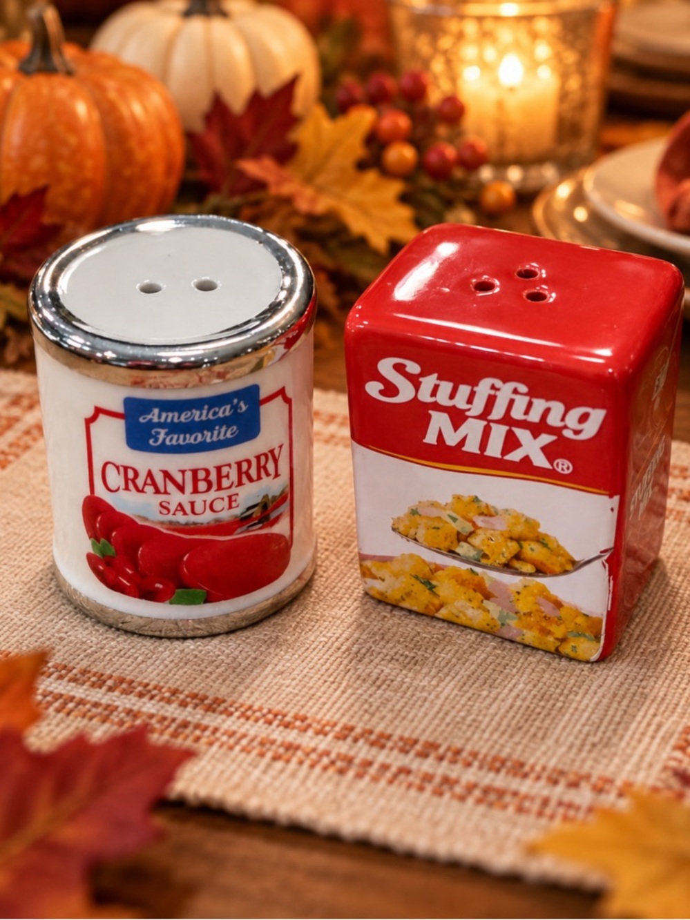 Stuffing Mix & Cranberry Sauce Mini Salt and Pepper Shaker Set - Red & White